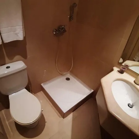 Sweet With Bathroom In Лиссабон